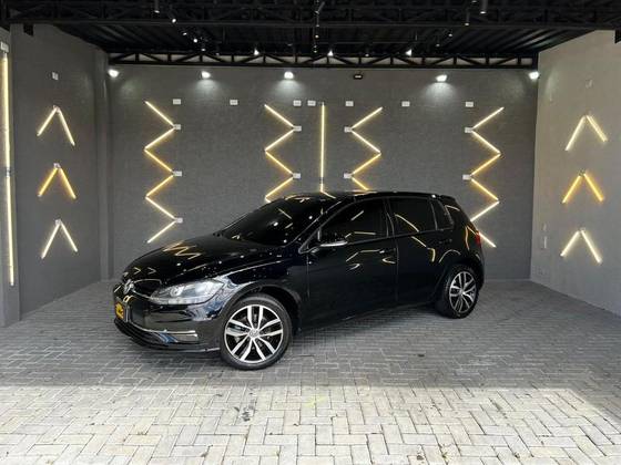 VOLKSWAGEN GOLF 1.0 200 TSI TOTAL FLEX COMFORTLINE TIPTRONIC VOLKSWAGEN GOLF 1.0 200 TSI TOTAL FLEX COMFORTLINE TIPTRONIC
